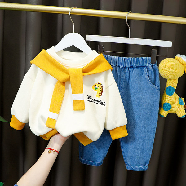 Komplet za dječake i djevojčice iz dva dijela - više modela