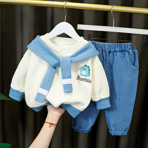 Komplet za dječake i djevojčice iz dva dijela - više modela