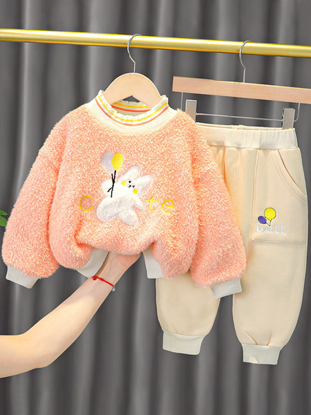 Παιδικό σετ σε τέσσερα χρώματα με απλικέ