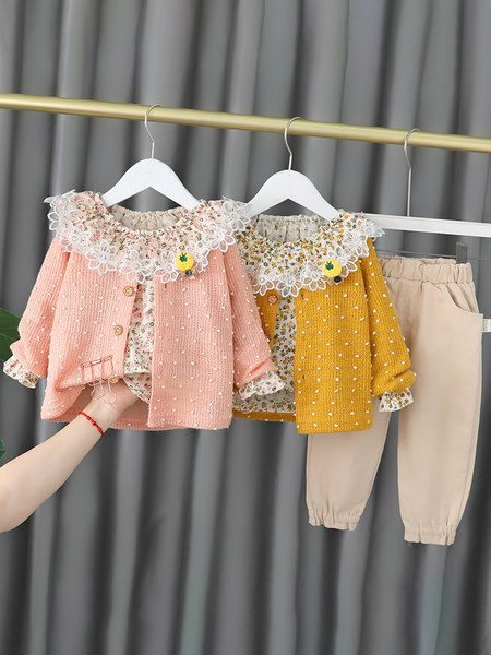 Stiilne lillemustri ja pitsiga lastekomplekt tüdrukutele