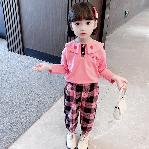 Παιδικό σετ με επιγραφή σε ροζ και λευκό χρώμα