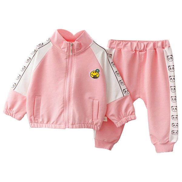 Αθλητική παιδική ομάδα με φούτερ και εσώρουχα για κορίτσια