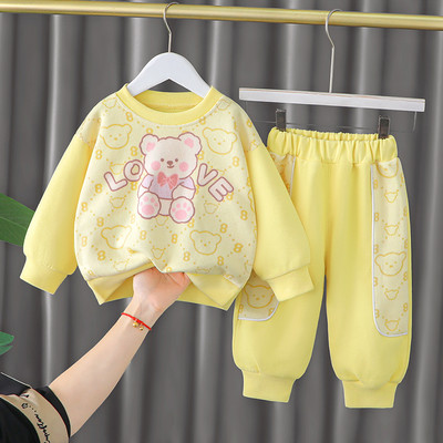 Uue mudeli lastekomplekt koos aplikatsiooniga