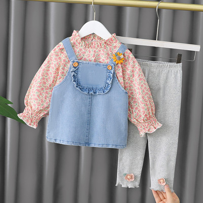 Virágmintás három részből álló gyerekkészlet lányoknak