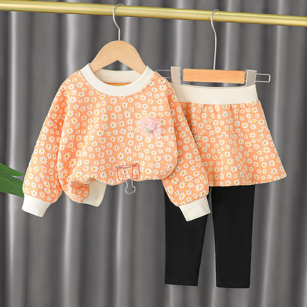 Moodne lastekomplekt tüdrukutele