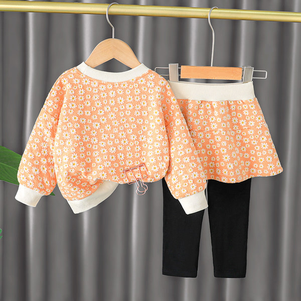 Moodne lastekomplekt tüdrukutele