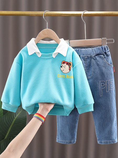 Gyerekkészlet fiúknak, rátéttel ellátott, kétrészes blúz farmernadrággal