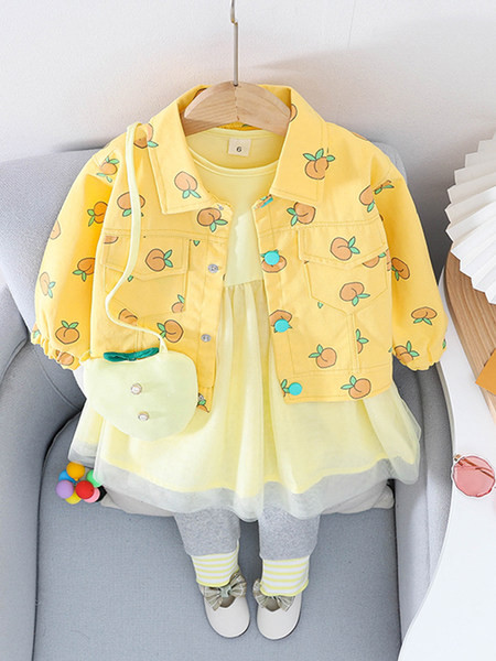 Új modell gyerekszett lányoknak kabátból, leggingsből és ruhából