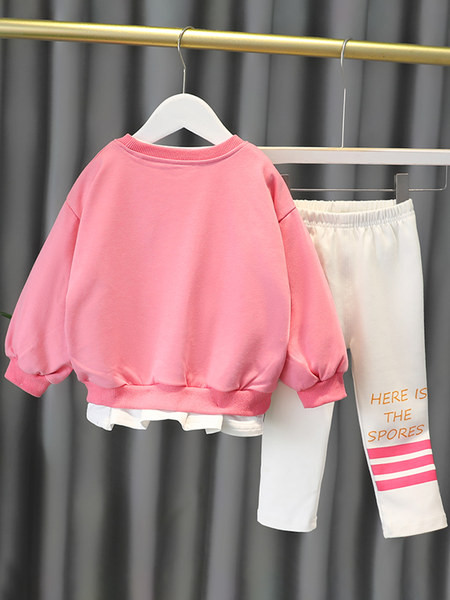 Aktuelan dječiji set sa natpisom za djevojčice