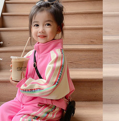 Αθλητικό και καθημερινό παιδικό σετ  για κορίτσια