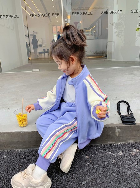 Αθλητικό και καθημερινό παιδικό σετ  για κορίτσια