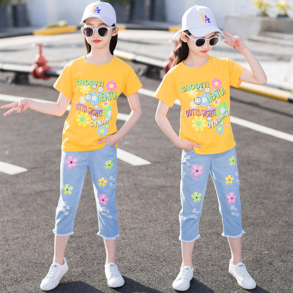 Dječji komplet traperice i majica - za djevojčice