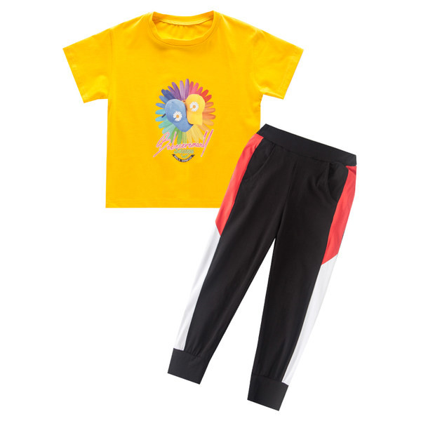 Moderan dječji set iz dva dijela u dva modela za djevojčice