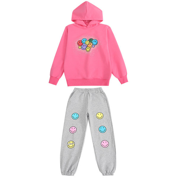 Dječji svakodnevni set sa šarenim aplikacijama za djevojčice