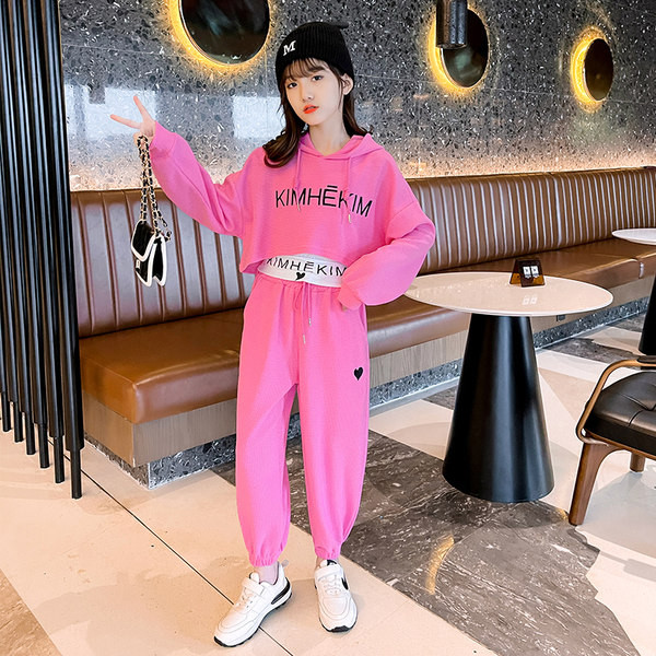 Napi, kapucnis gyerekkészlet lányoknak