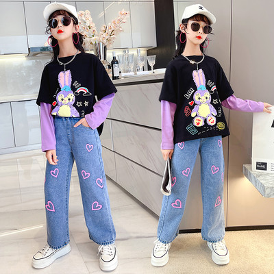 Laste sügiskomplekt kaheosalisest tikandiga pluusist ja teksadest