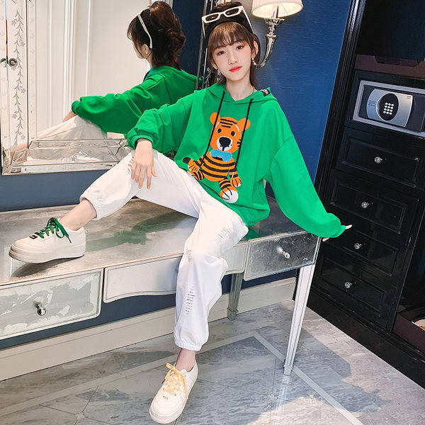 Παιδικό σετ με κουκούλα σε δύο χρώματα κατάλληλο για κορίτσια