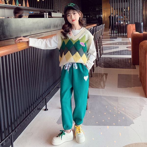 Három részből álló napi készlet, szív rátéttel