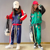 Αθλητικό και καθημερινό παιδικό σετ με εμβλήματα