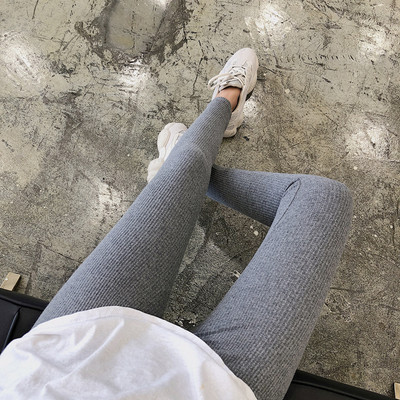 Naiste elastsed kõrge vöökohaga retuusid – mitut värvi