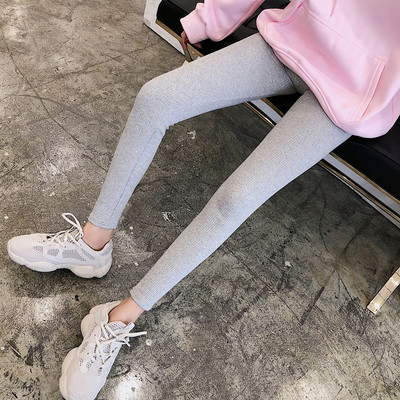 Naiste elastsed kõrge vöökohaga retuusid – mitut värvi