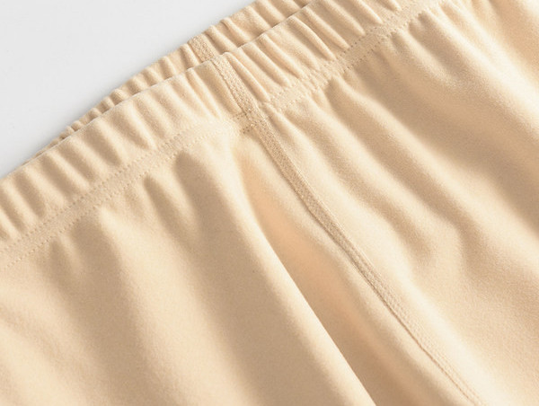 Igapäevased naiste elastsed retuusid mitmes värvitoonis