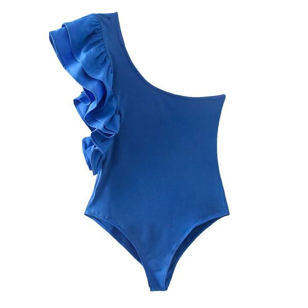 Női test egy váll és fürtök