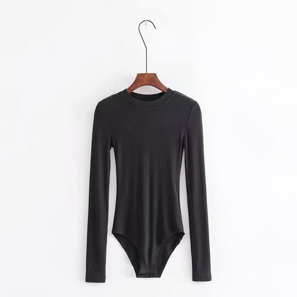 Őszi-téli body hosszú ujjal és ovális nyakkivágással