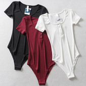 Napi női body gombokkal és rövid ujjúval