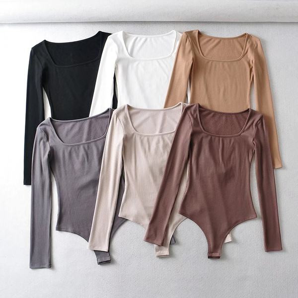 Γυναικείο κορμάκι με τετράγωνη λαιμόκοψη και μακριά μανίκια