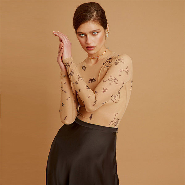 Γυναικείο κορμάκι σε καφέ χρώμα με στρογγυλή λαιμόκοψη