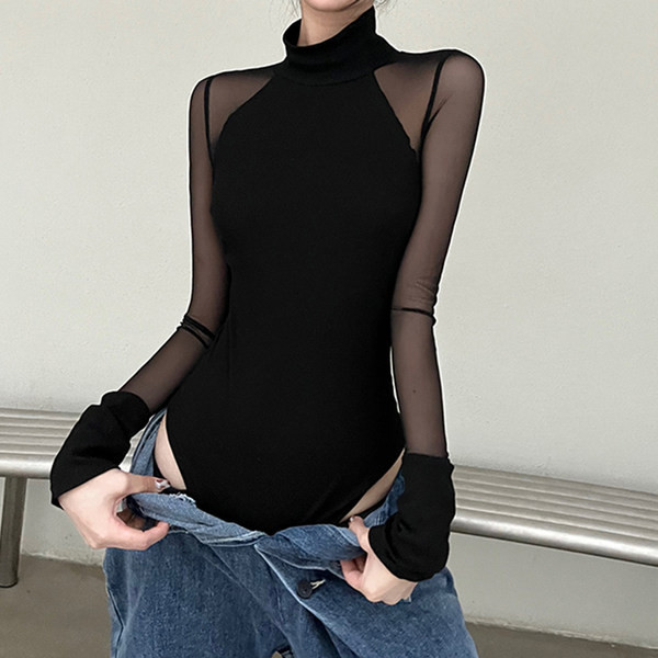 Moodne naiste võrkkest kõrge kraega