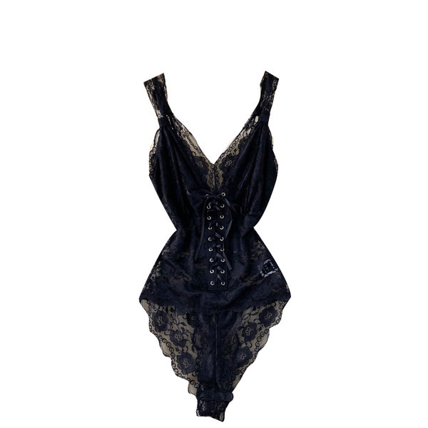 Μοντέρνο γυναικείο κορμάκι με δαντέλα - σε μαύρο χρώμα