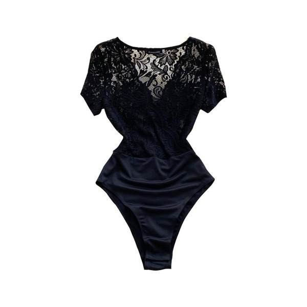 Naiste pitsist bodi spits kaelusega ja lühikeste varrukatega