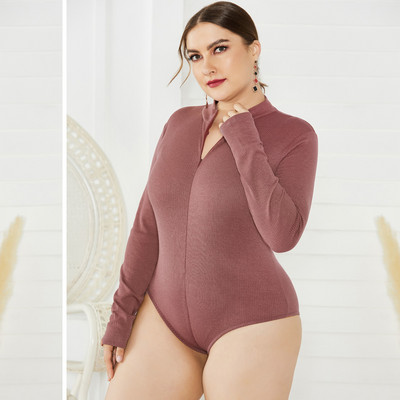 Pikkade varrukatega ja spitsikaelusega naiste body