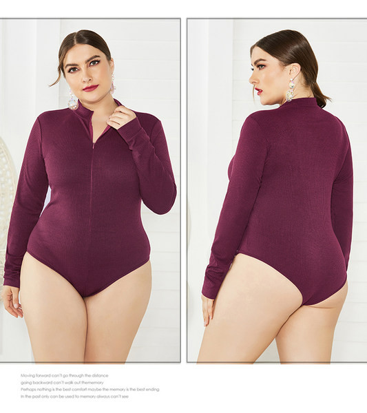 Γυναικείο κορμάκι με μακριά μανίκια και λαιμόκοψη spitz