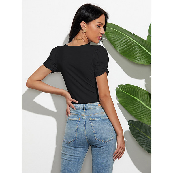 Naiste puhas keha lühikeste varrukatega