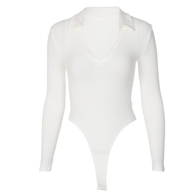 Igapäevane naiste keha spits-kaelusega tavaline mudel