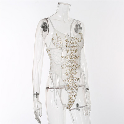 Μοντέρνο διχτυωτό κορμάκι με κέντημα και κορδόνια