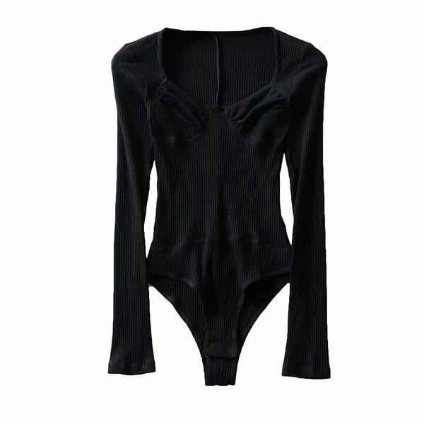 Női napi body négyszögletes nyakkivágással és hosszú ujjal