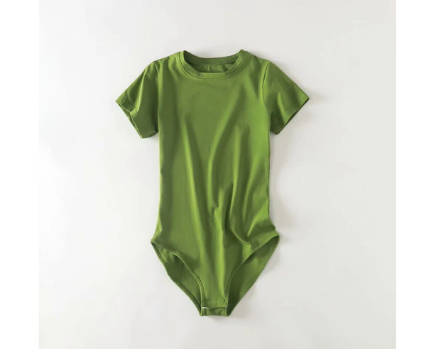 Ženski bodi s okruglim izrezom i kratkim rukavima