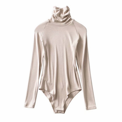 Naiste ühevärviline polokrae ja pikkade varrukatega body