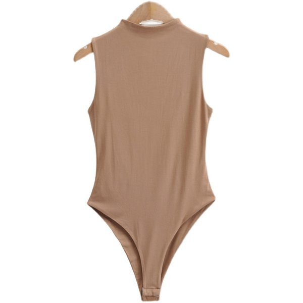 Κομψό γυναικείο αμάνικο κορμάκι με οβάλ λαιμόκοψη