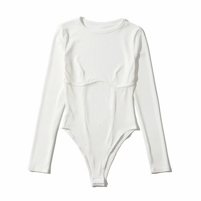 Naiste vabaaja keha ovaalse dekoltee ja pikkade varrukatega