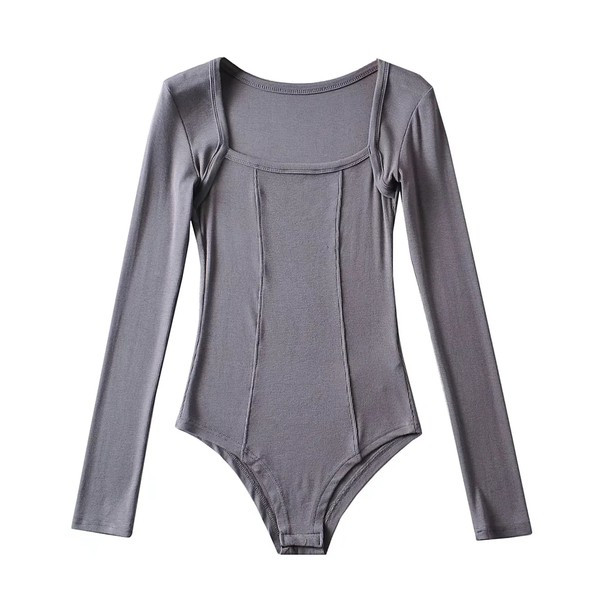 Γυναικείο μοντέρνο κορμάκι με τετράγωνη λαιμόκοψη και μακριά μανίκια