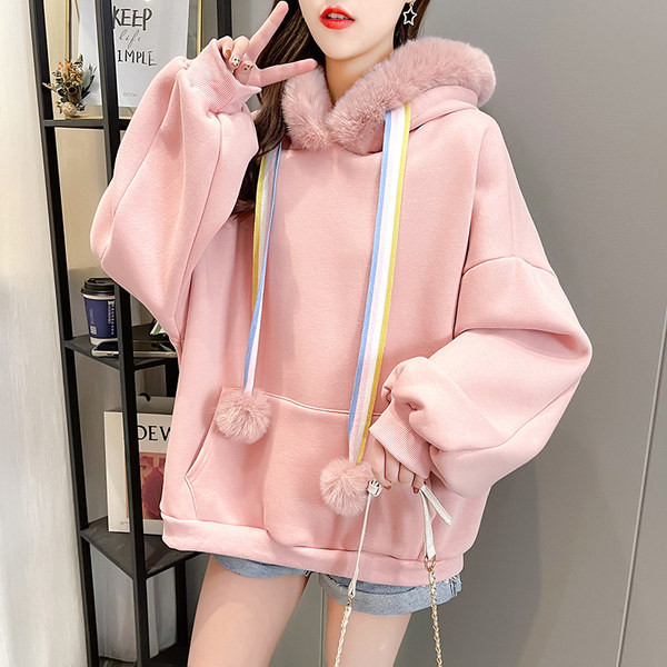 Μοντέρνο γυναικείο φούτερ με κουκούλα και τσέπη