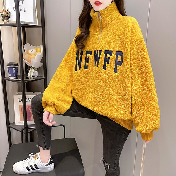 Γυναικείο πουπουλένιο φούτερ με κέντημα και ψηλό γιακά