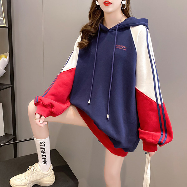 Laia mudeliga naiste dressipluus ääriste ja kapuutsiga