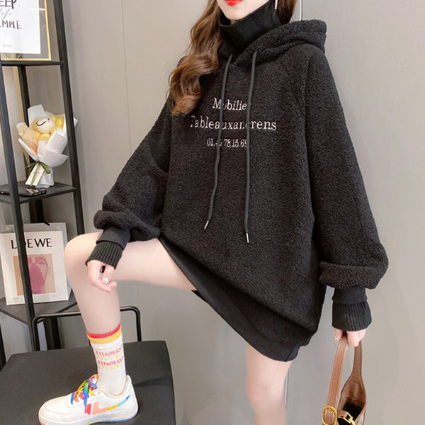 Γυναικείο φαρδύ φούτερ με κουκούλα - κατάλληλο για το χειμώνα