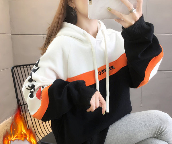 Νέο μοντέλο γυναικείο casual φούτερ με επιγραφή και κουκούλα